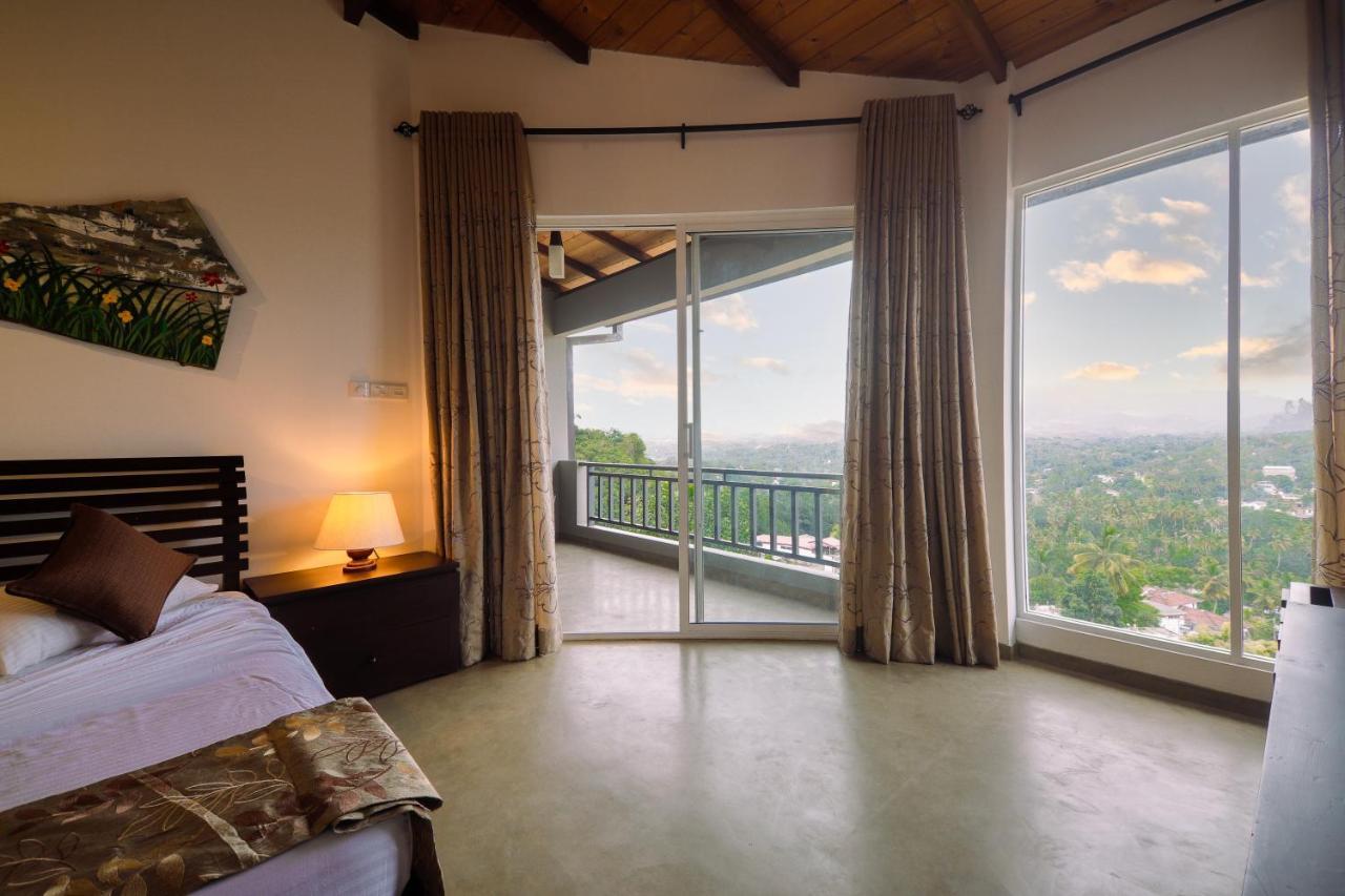 Hotel The Hills By Blue Fox à Kandy Extérieur photo