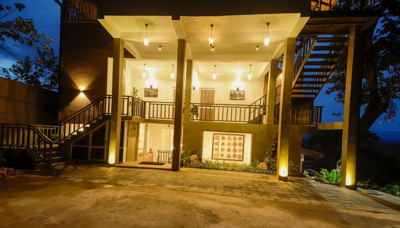 Hotel The Hills By Blue Fox à Kandy Extérieur photo