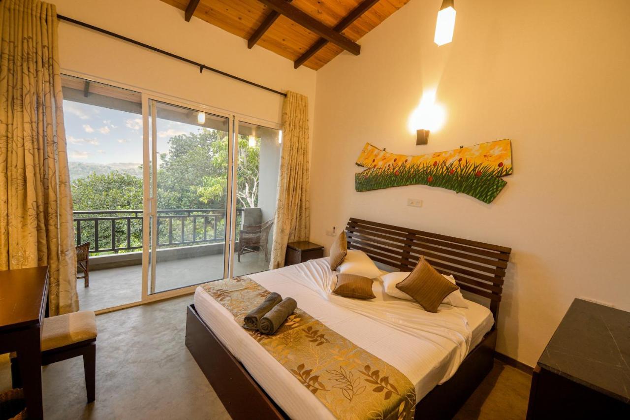 Hotel The Hills By Blue Fox à Kandy Extérieur photo